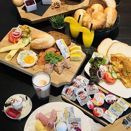 Grand Cafe Bernhard 3*