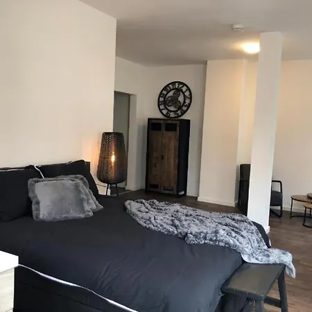 Bed & Breakfast Grand Cafe Bernhard *