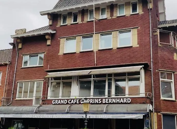 Grand Café Bernhard Bed and breakfast Venlo